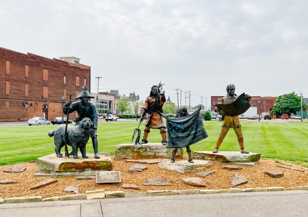George Lundeen, Sculpture