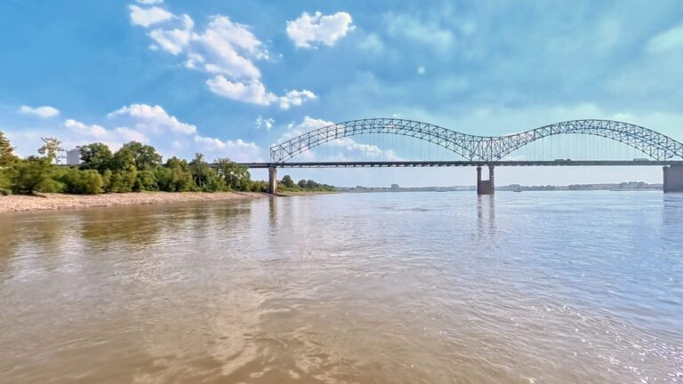 The Hernando de Soto Bridge